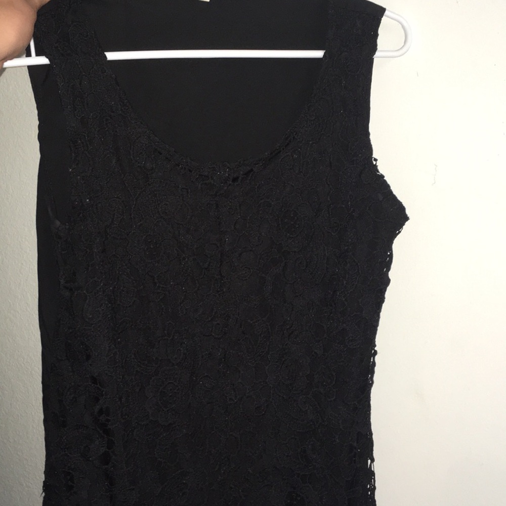 Black T-shirt